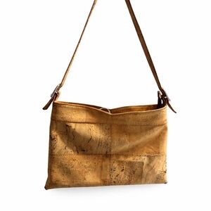 Elegant Tan Shoulder Bag